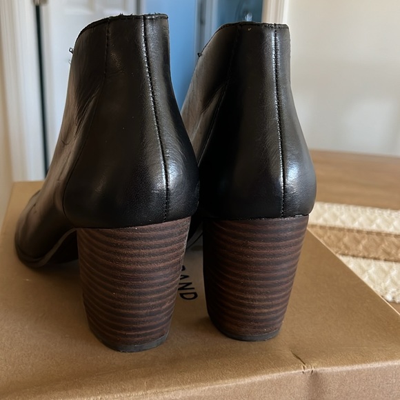 Lucky Brand booties 6.5 - Picture 2 of 6